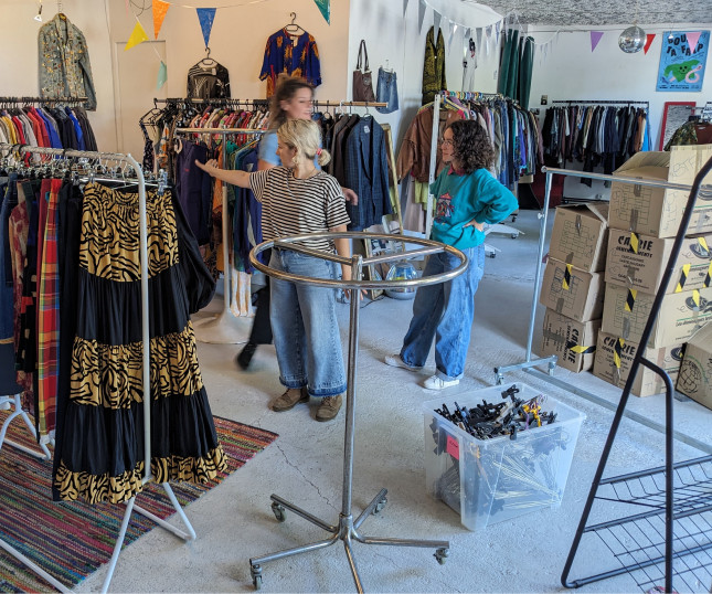 Notre corner chez Bouge ta frip